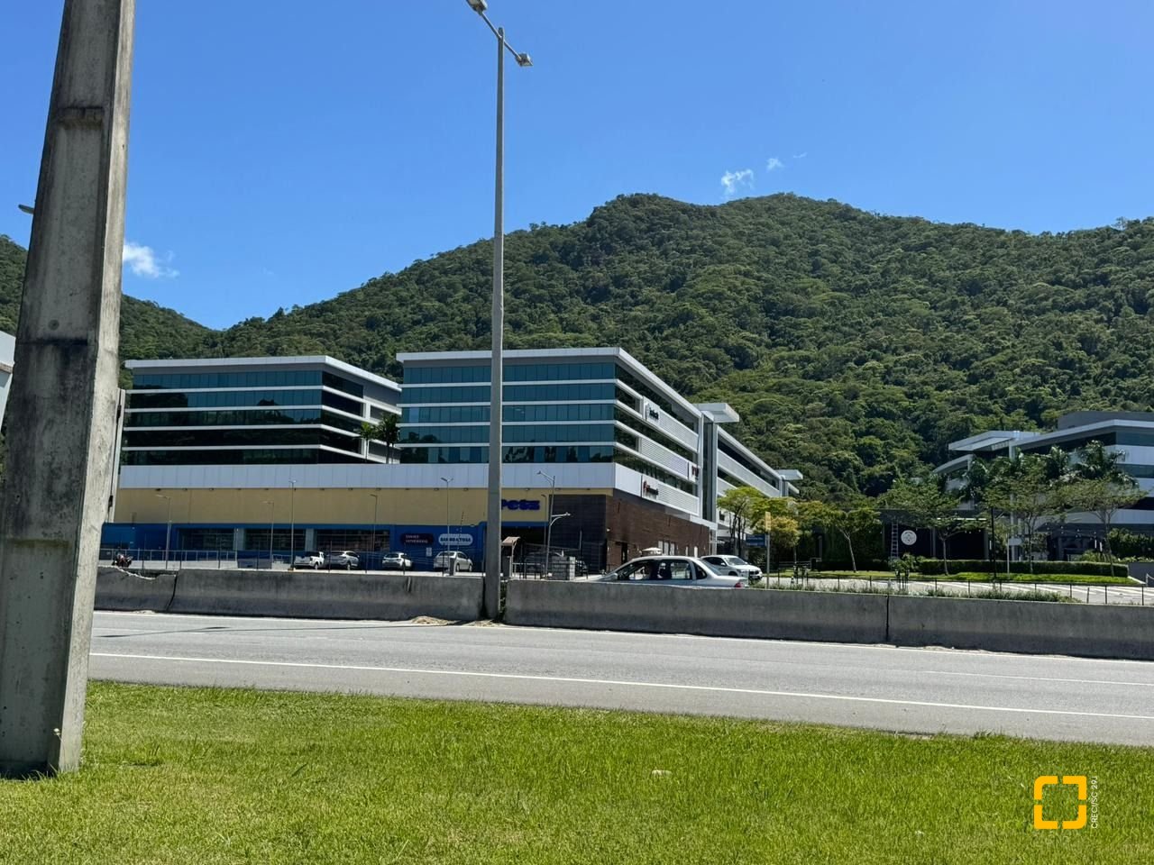 Terreno com 450m², no bairro Saco Grande em Florianópolis