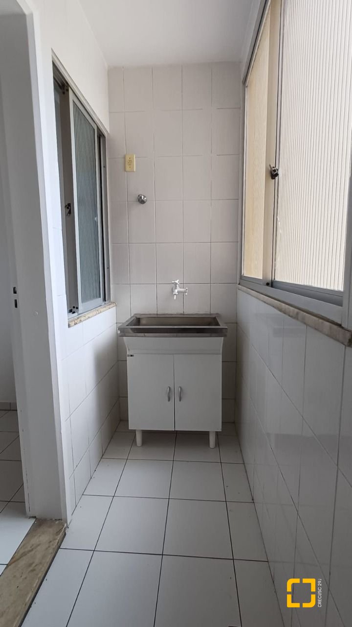 Apartamento com 80m², 2 quartos, 1 garagem, no bairro Centro em Florianópolis