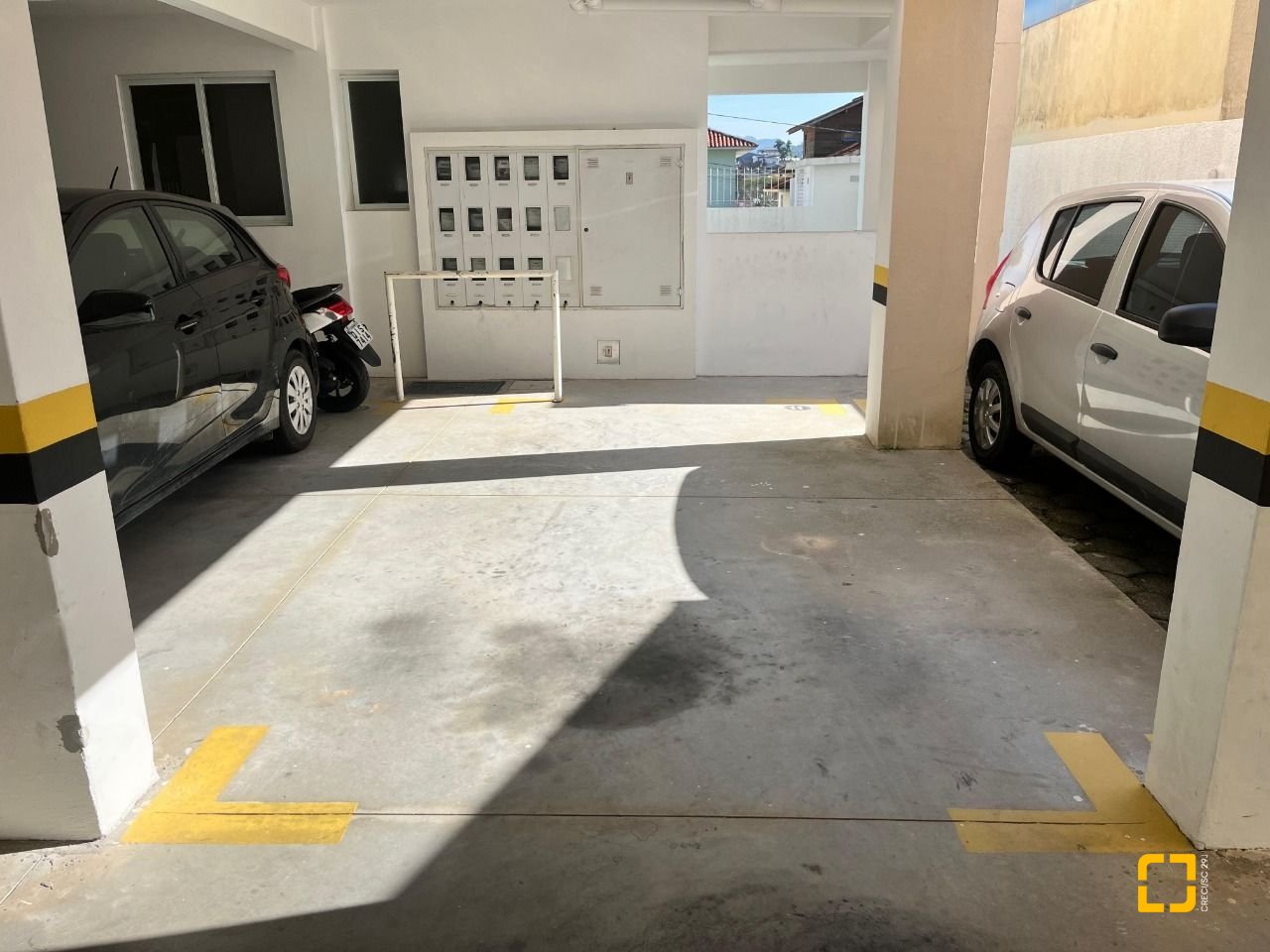Apartamento com 58m², 2 quartos, 1 garagem, no bairro Ipiranga em São José
