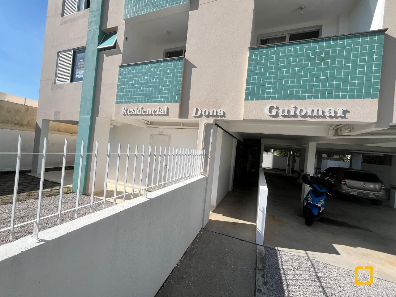 Apartamento com 58m², 2 quartos, 1 garagem, no bairro Ipiranga em São José