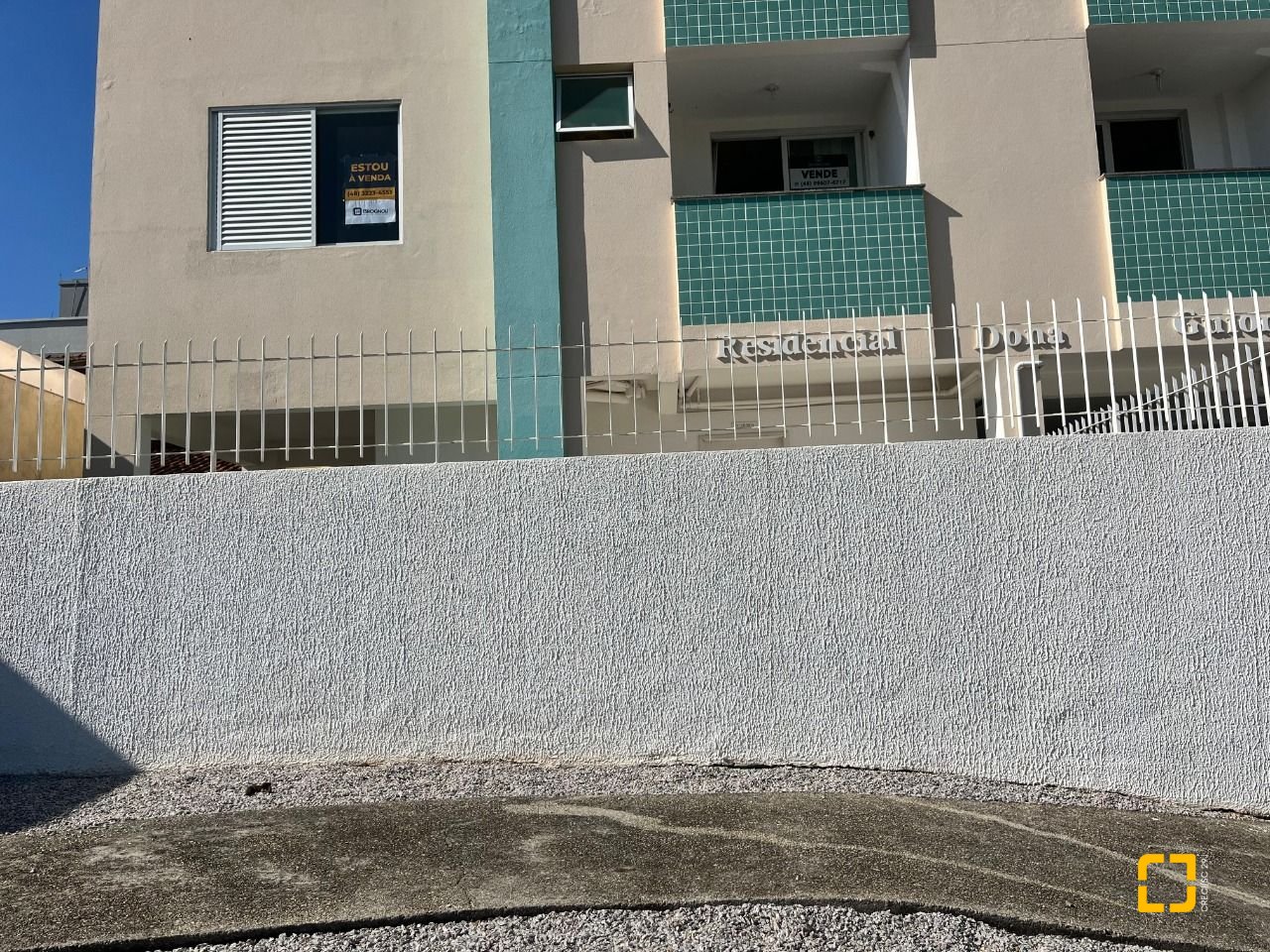 Apartamento com 58m², 2 quartos, 1 garagem, no bairro Ipiranga em São José