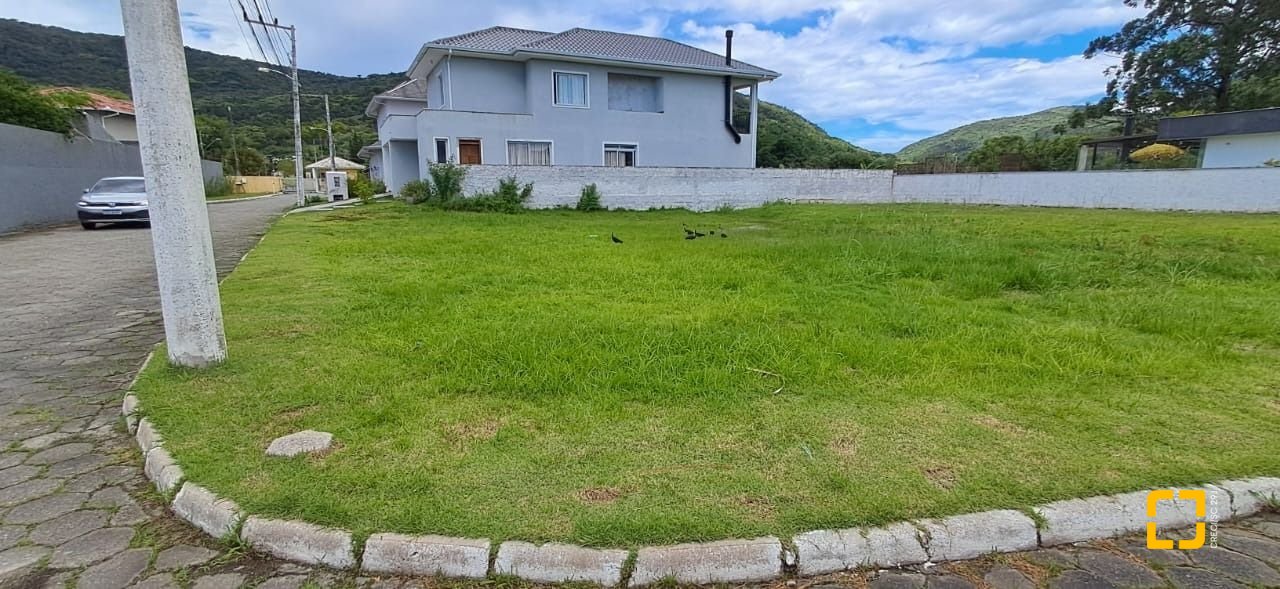 Terreno com 371m², no bairro Vargem Grande em Florianópolis