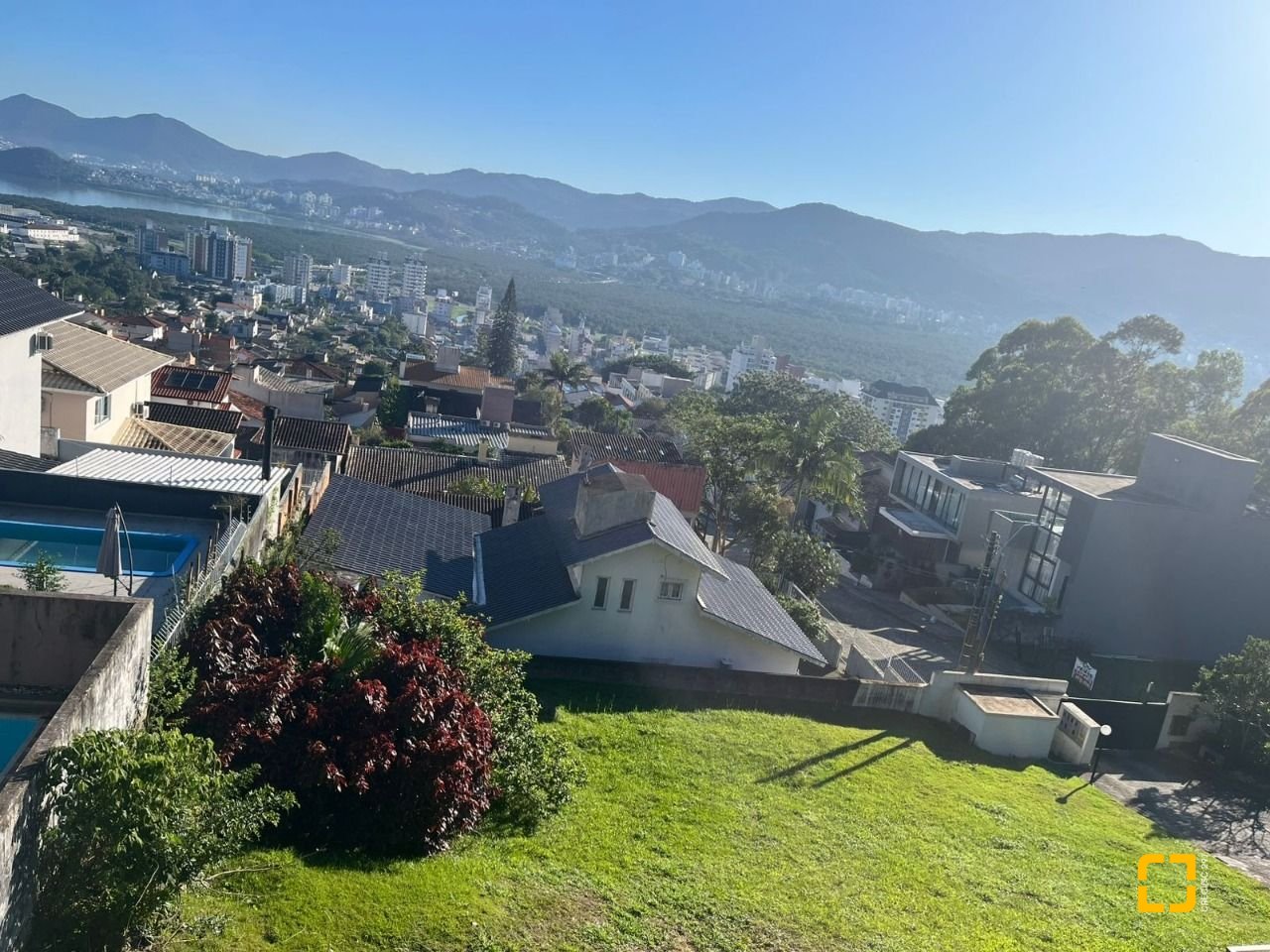 Terreno com 540m², no bairro Trindade em Florianópolis