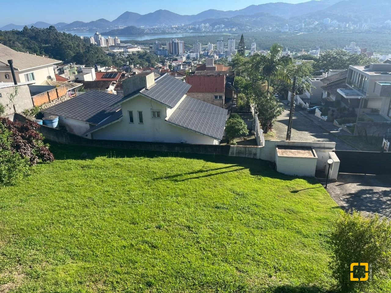 Terreno com 540m², no bairro Trindade em Florianópolis