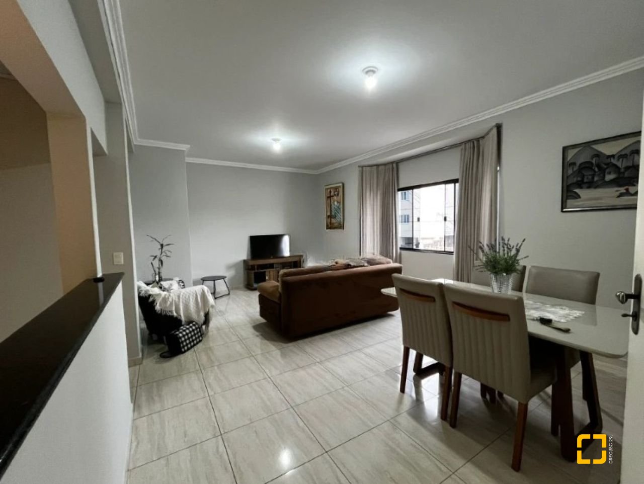 Casa com 240m², 4 quartos (sendo 1 suíte), 2 garagens, no bairro Ponte do Imaruim em Palhoça