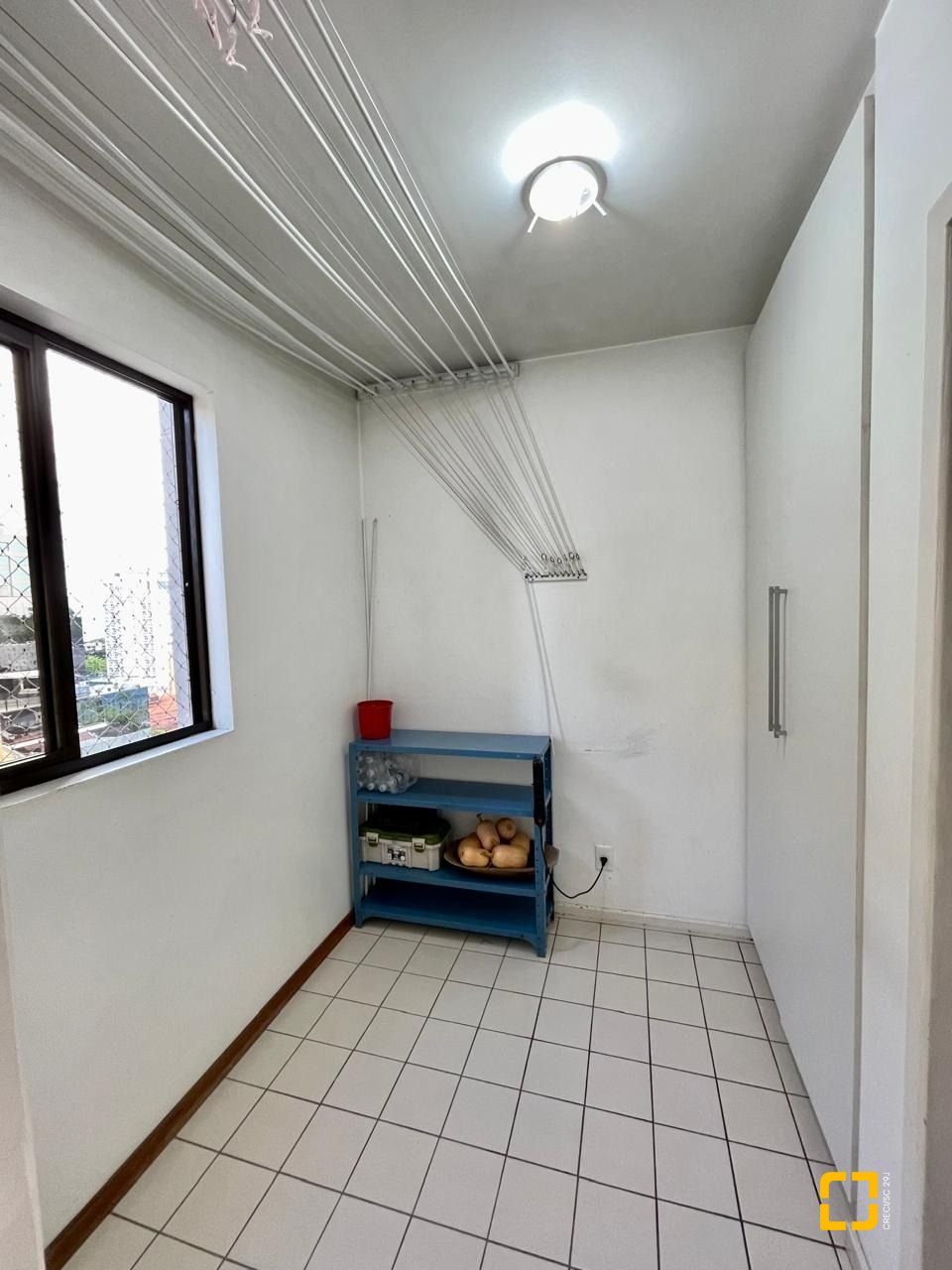 Apartamento com 142m², 4 quartos (sendo 1 suíte), 2 garagens, no bairro Centro em Florianópolis