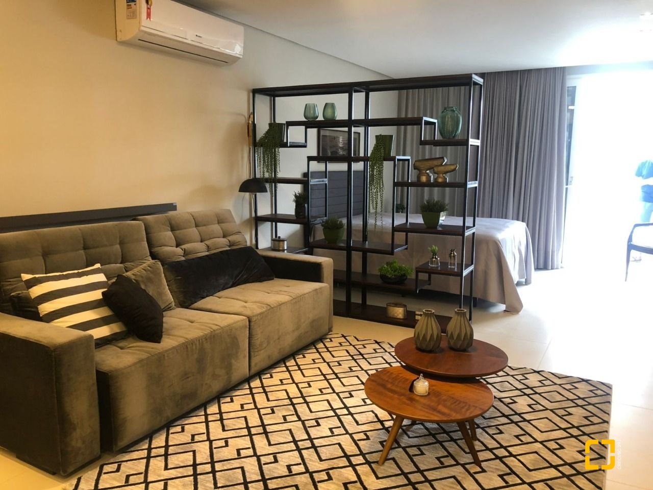 Apartamento com 61m², 1 quarto, 1 garagem, no bairro Centro em Florianópolis