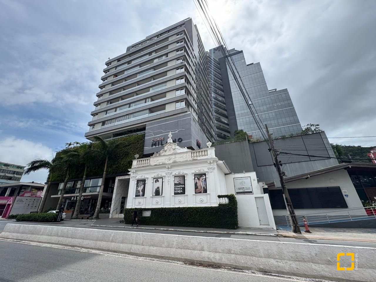 Apartamento com 61m², 1 quarto, 1 garagem, no bairro Centro em Florianópolis