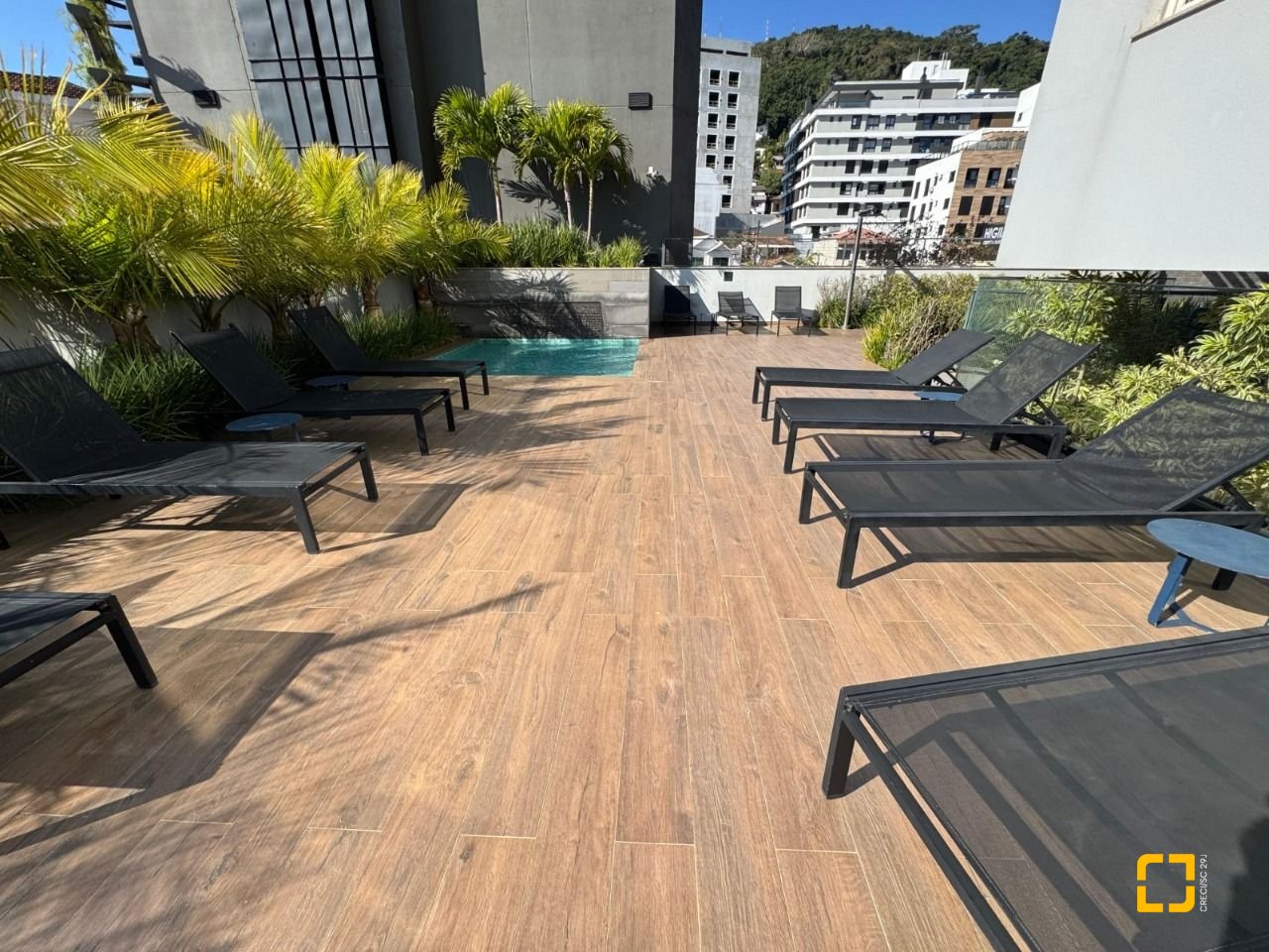 Apartamento com 61m², 1 quarto, 1 garagem, no bairro Centro em Florianópolis