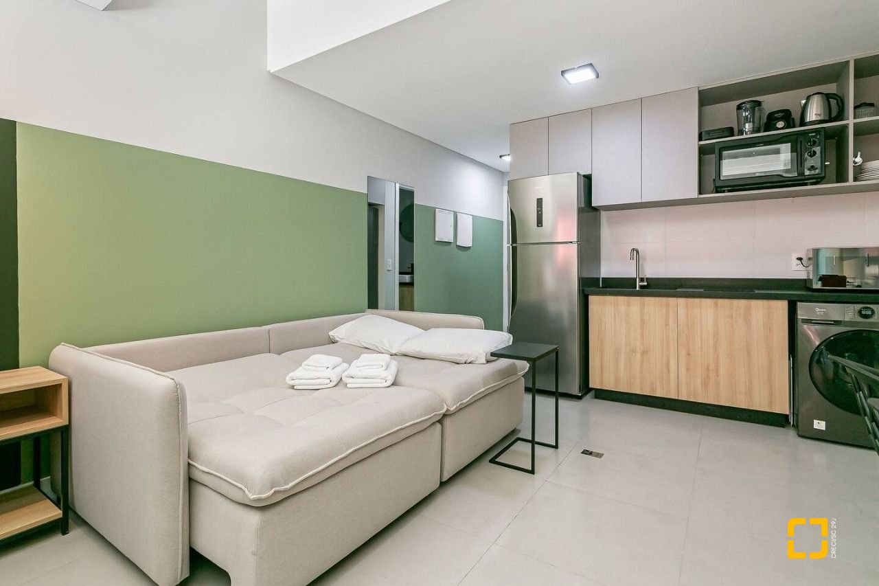 Apartamento com 33m², 1 quarto, 2 garagens, no bairro Canasvieiras em Florianópolis