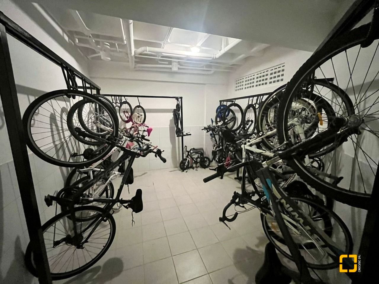 Apartamento com 79m², 3 quartos (sendo 1 suíte), 1 garagem, no bairro Itacorubi em Florianópolis