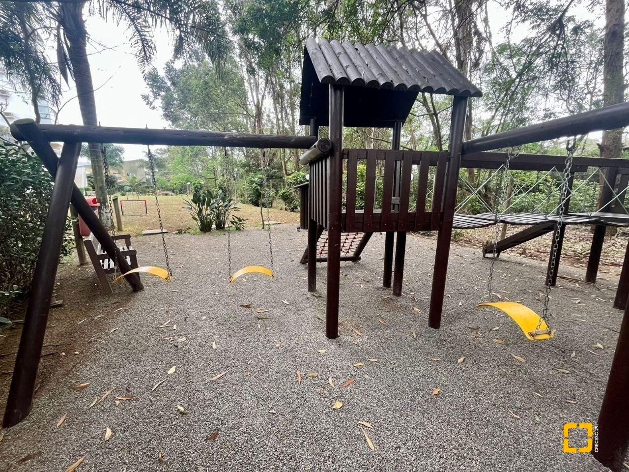 Apartamento com 79m², 3 quartos (sendo 1 suíte), 1 garagem, no bairro Itacorubi em Florianópolis