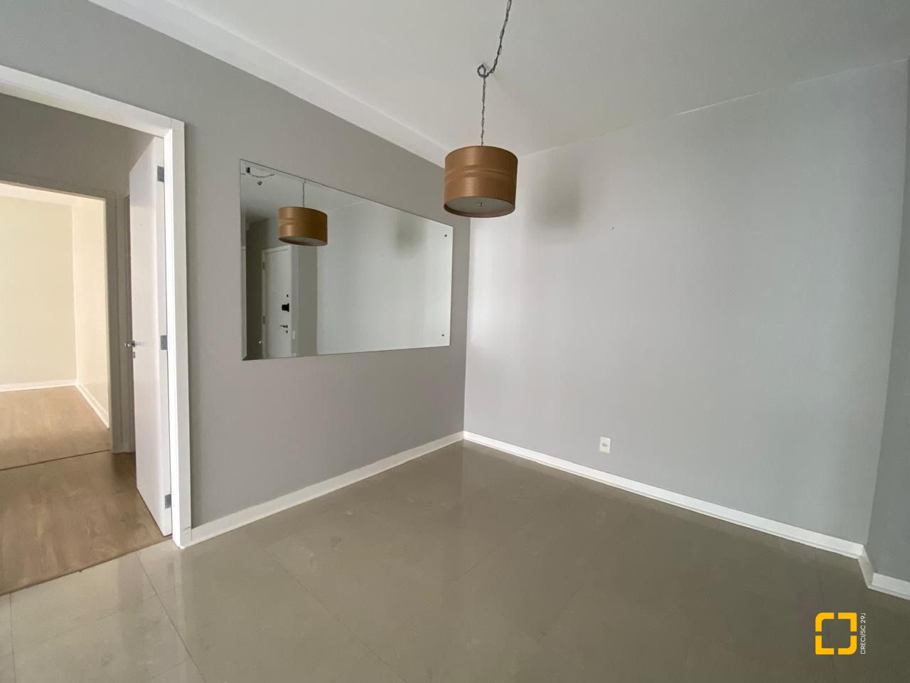 Apartamento com 79m², 3 quartos (sendo 1 suíte), 1 garagem, no bairro Itacorubi em Florianópolis