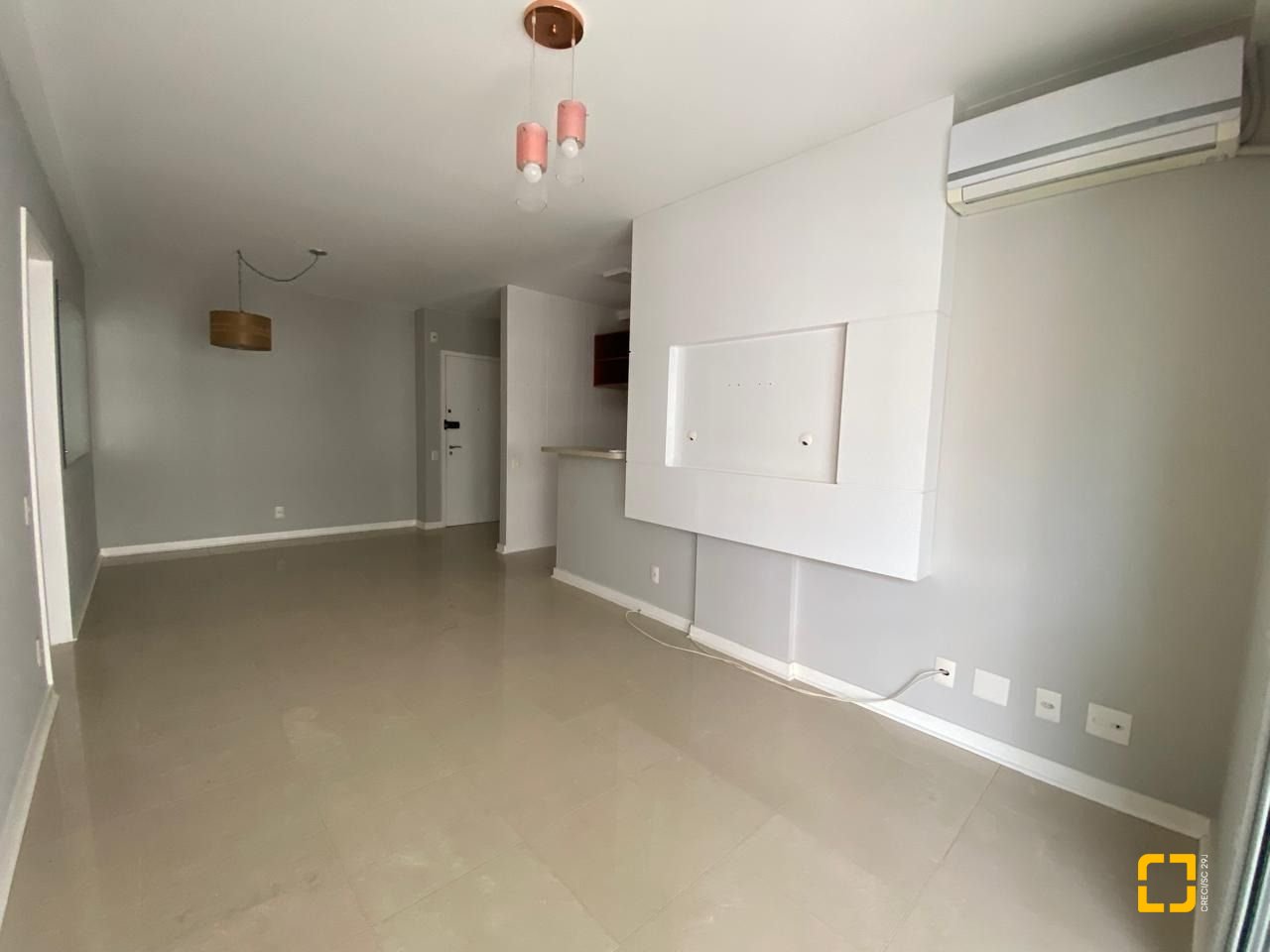 Apartamento com 79m², 3 quartos (sendo 1 suíte), 1 garagem, no bairro Itacorubi em Florianópolis