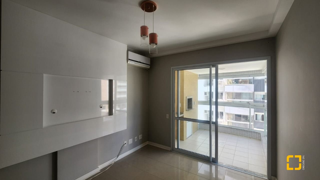 Apartamento com 79m², 3 quartos (sendo 1 suíte), 1 garagem, no bairro Itacorubi em Florianópolis
