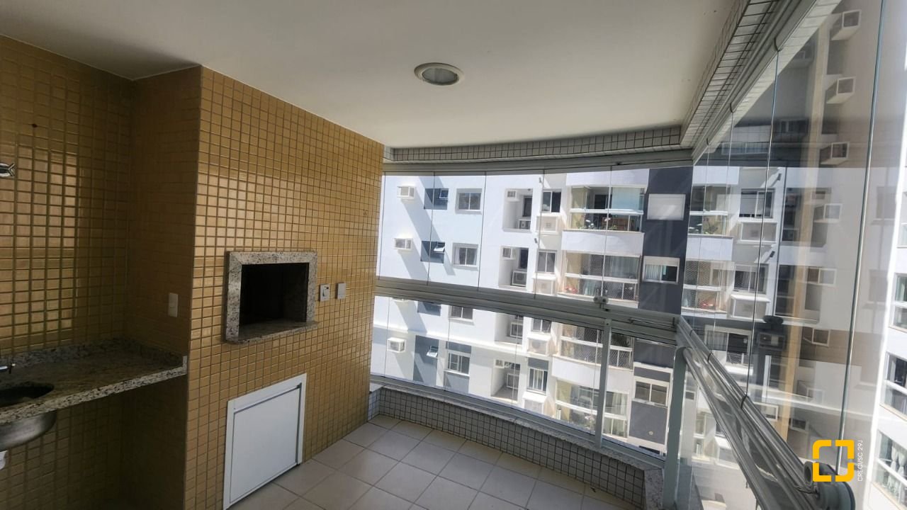 Apartamento com 79m², 3 quartos (sendo 1 suíte), 1 garagem, no bairro Itacorubi em Florianópolis