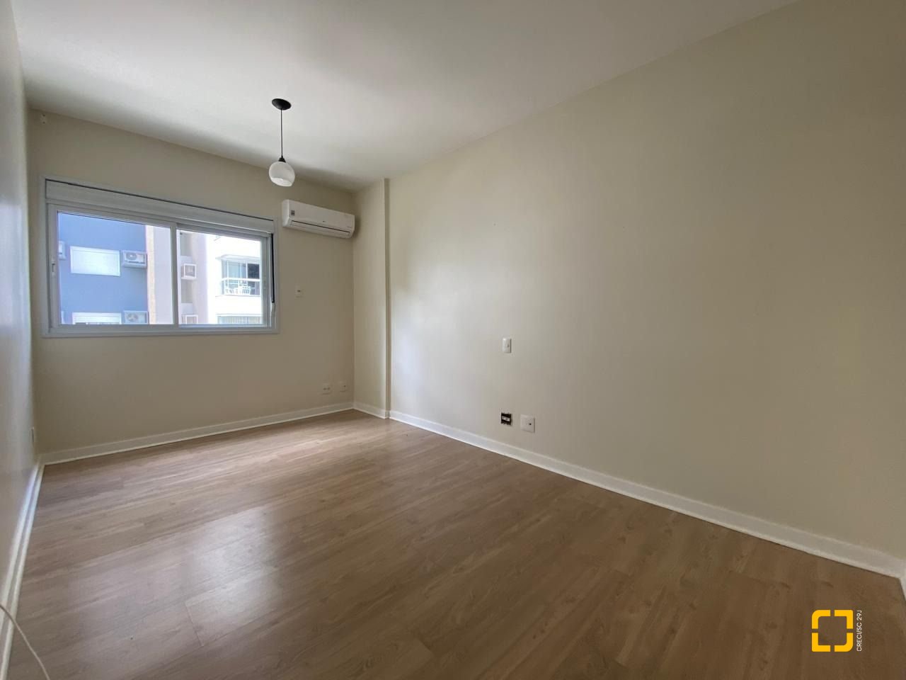 Apartamento com 79m², 3 quartos (sendo 1 suíte), 1 garagem, no bairro Itacorubi em Florianópolis