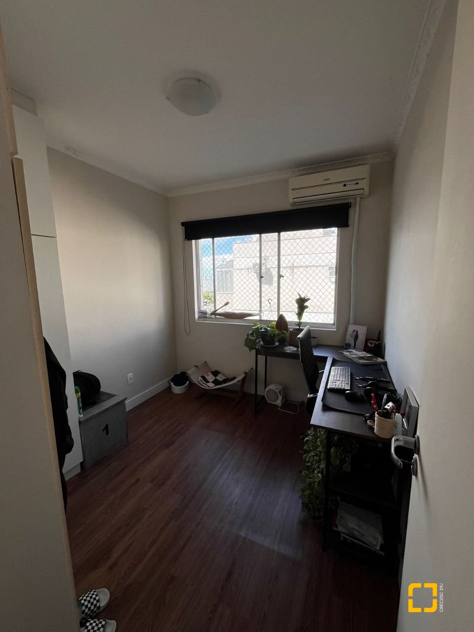 Apartamento com 108m², 3 quartos (sendo 2 suítes), 1 garagem, no bairro Ponta de Baixo em São José