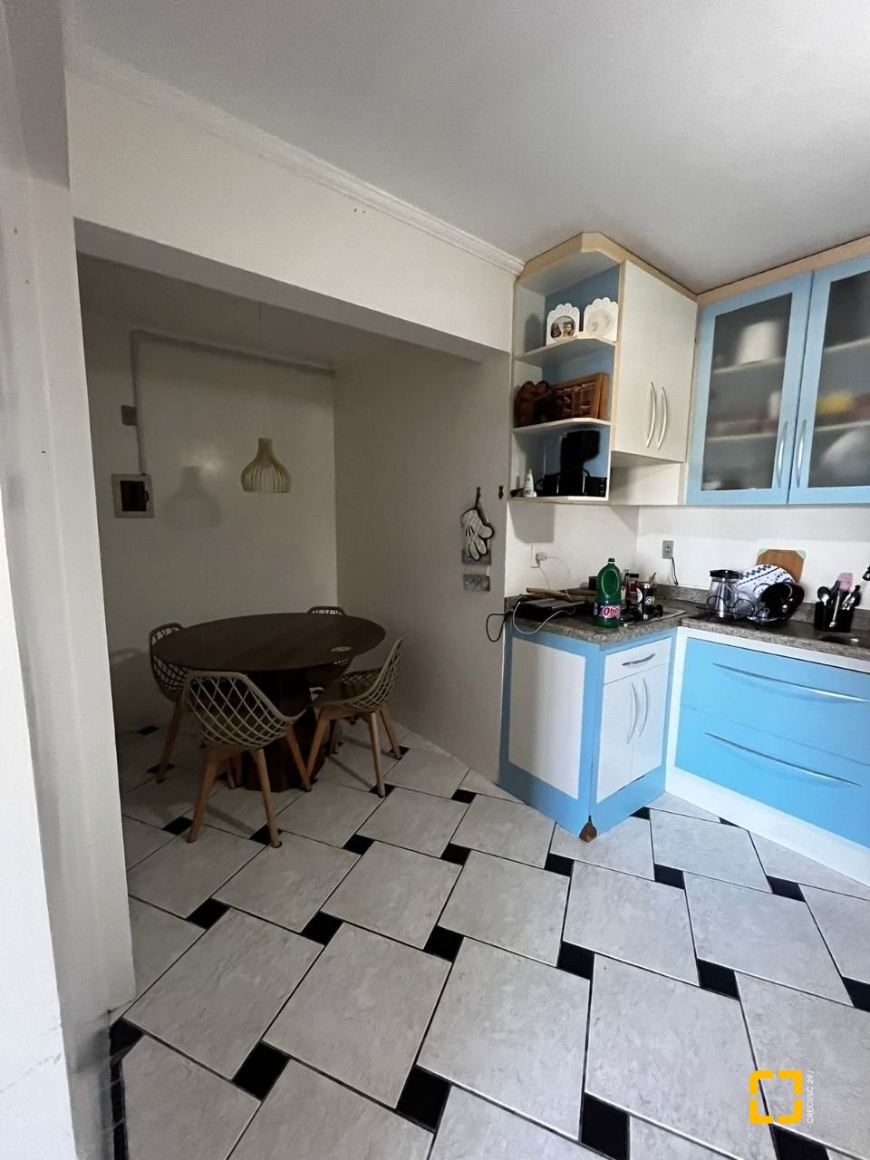 Apartamento com 108m², 3 quartos (sendo 2 suítes), 1 garagem, no bairro Ponta de Baixo em São José