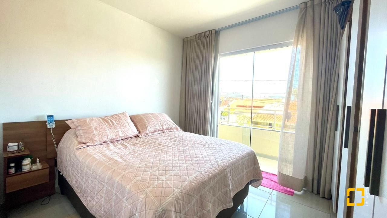 Apartamento com 45m², 3 quartos (sendo 1 suíte), 1 garagem, no bairro Ingleses em Florianópolis
