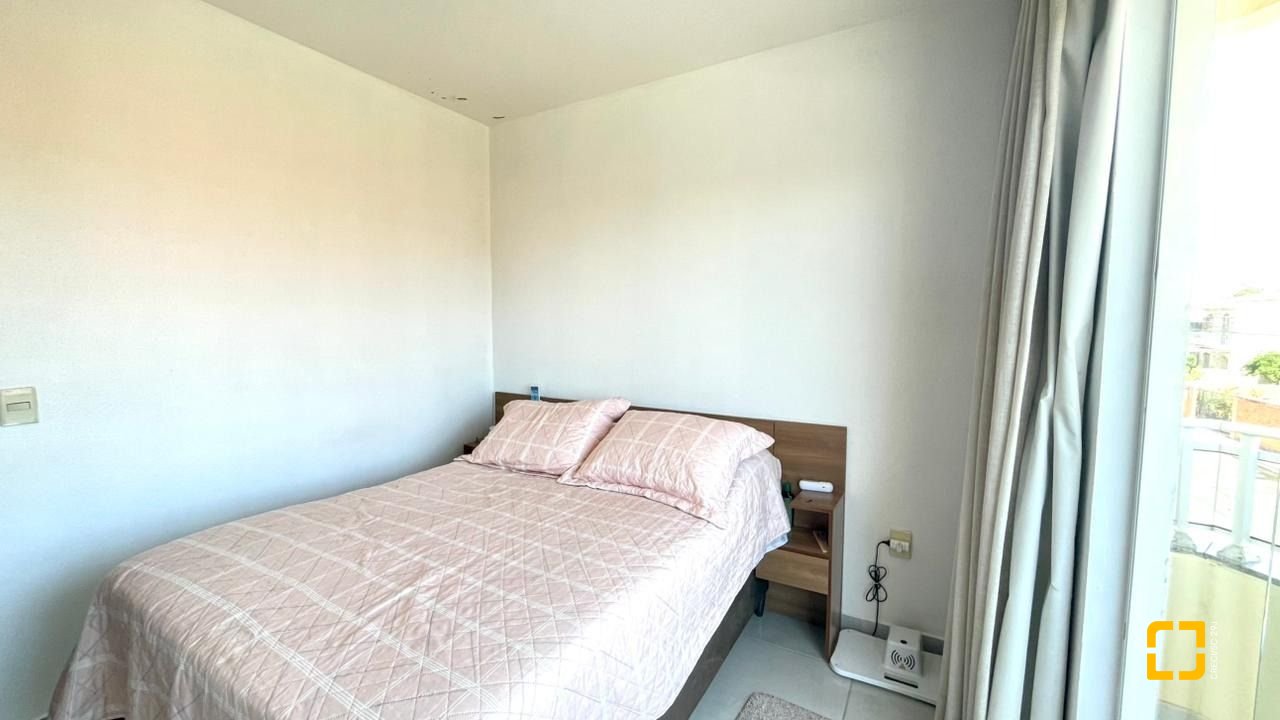 Apartamento com 45m², 3 quartos (sendo 1 suíte), 1 garagem, no bairro Ingleses em Florianópolis
