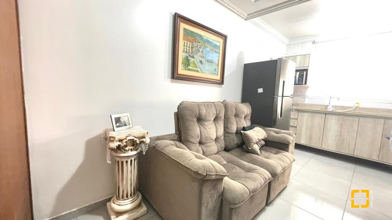 Apartamento com 45m², 3 quartos (sendo 1 suíte), 1 garagem, no bairro Ingleses em Florianópolis