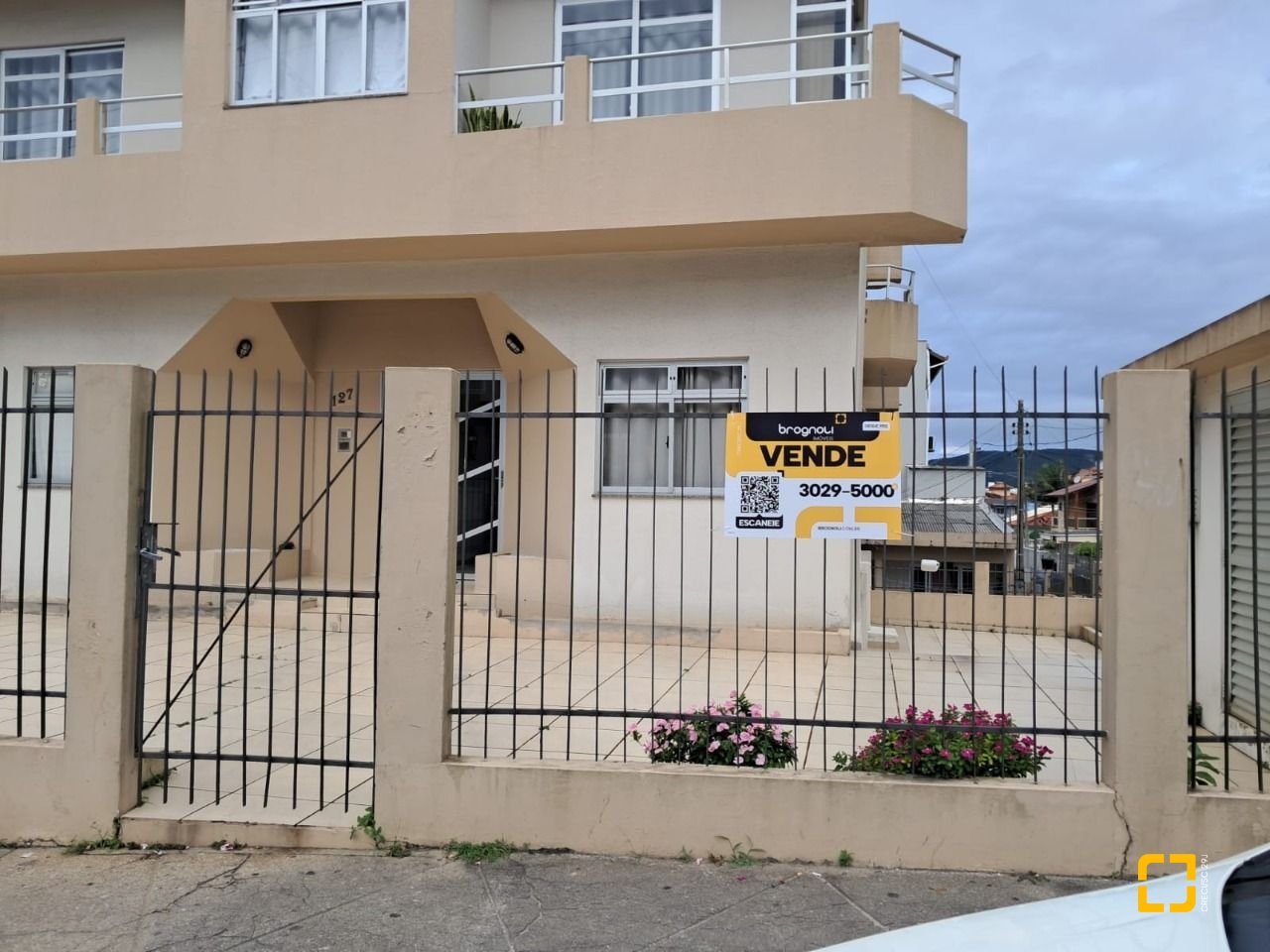 Prédio com 662m², 5 garagens, no bairro Ingleses em Florianópolis