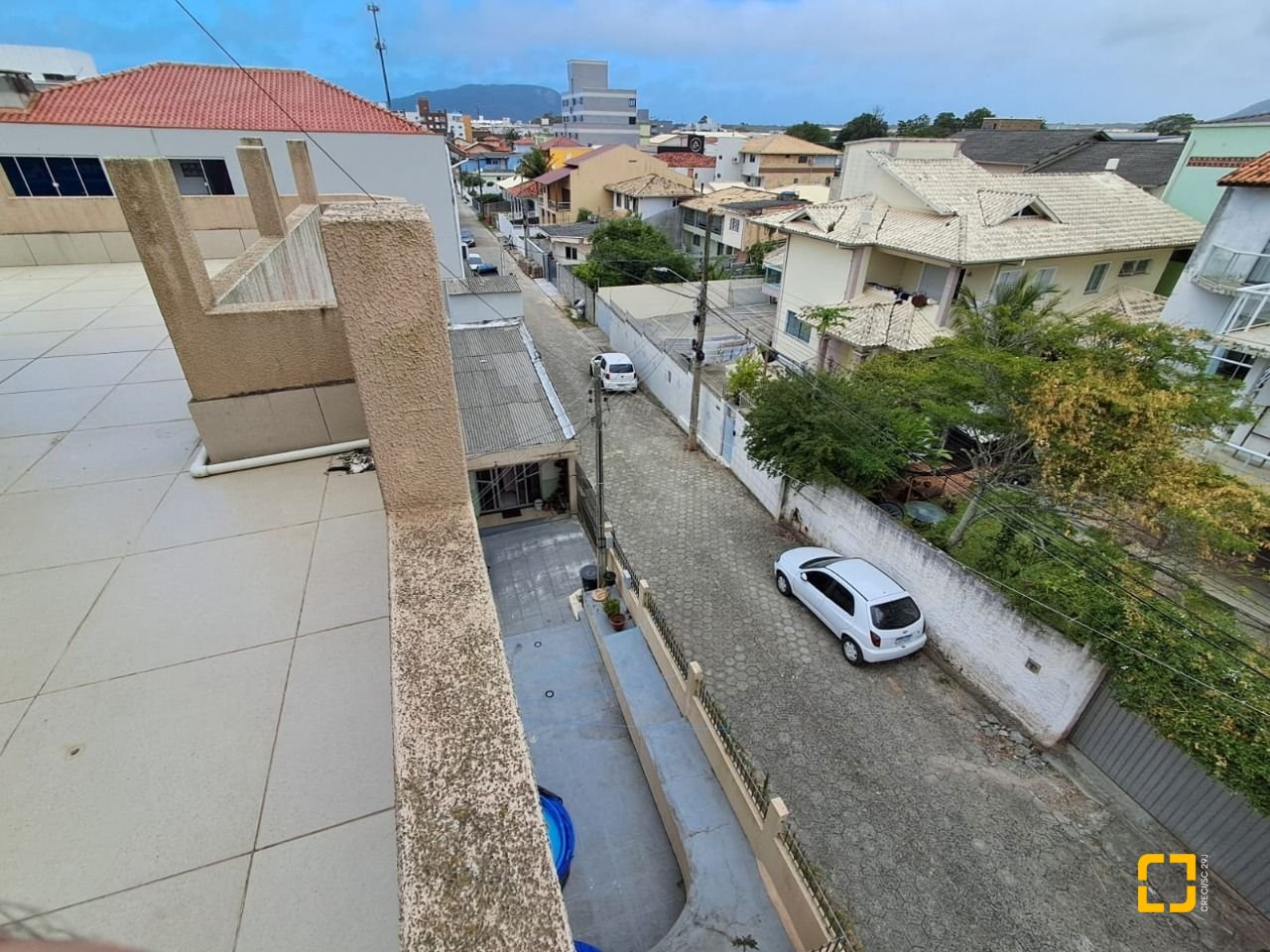 Prédio com 662m², 5 garagens, no bairro Ingleses em Florianópolis