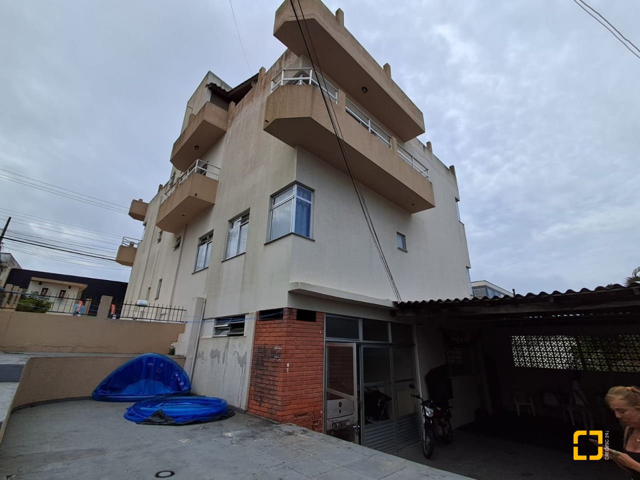 Prédio com 662m², 5 garagens, no bairro Ingleses em Florianópolis