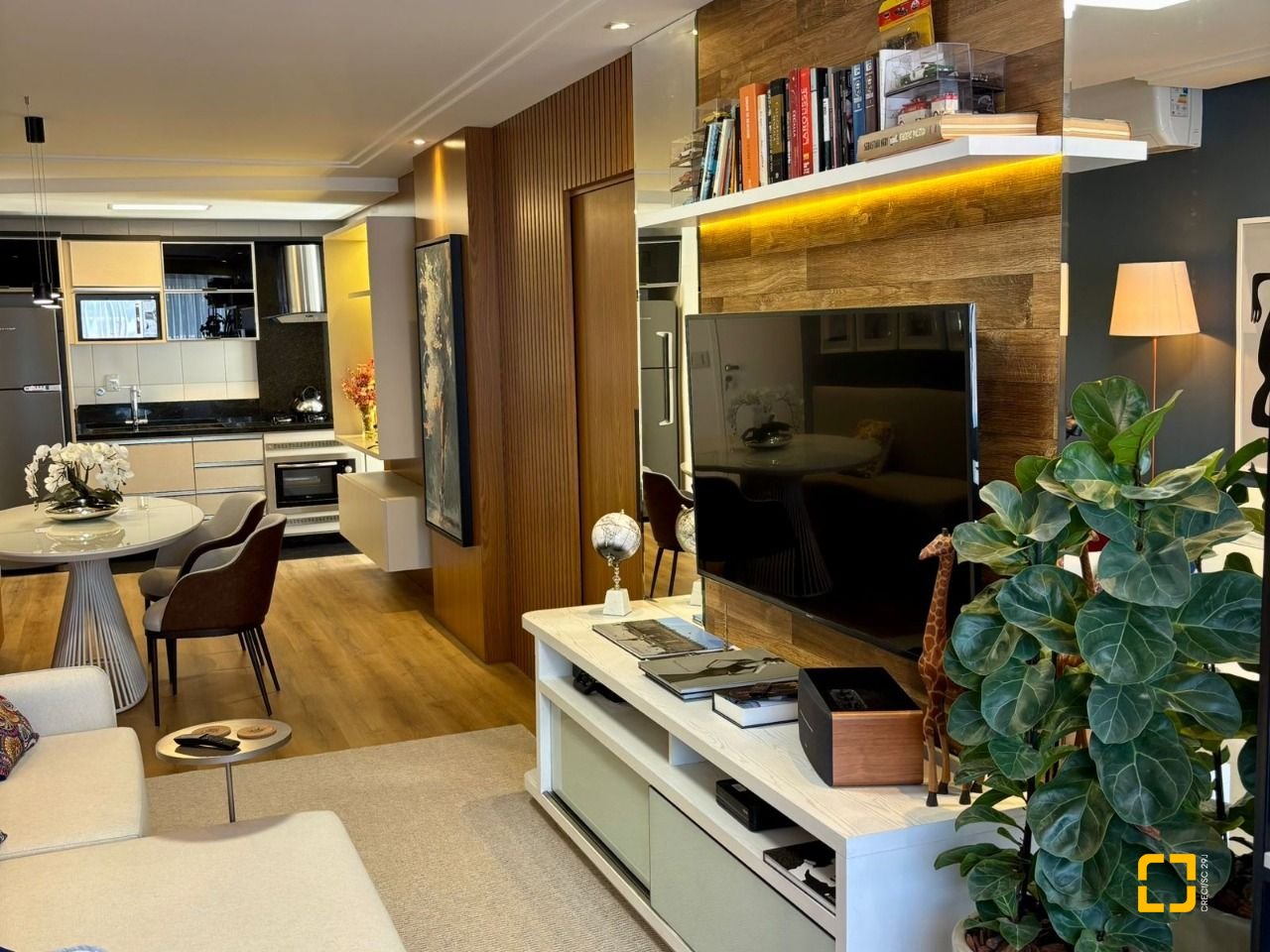 Apartamento com 72m², 3 quartos (sendo 1 suíte), 1 garagem, no bairro Bom Abrigo em Florianópolis