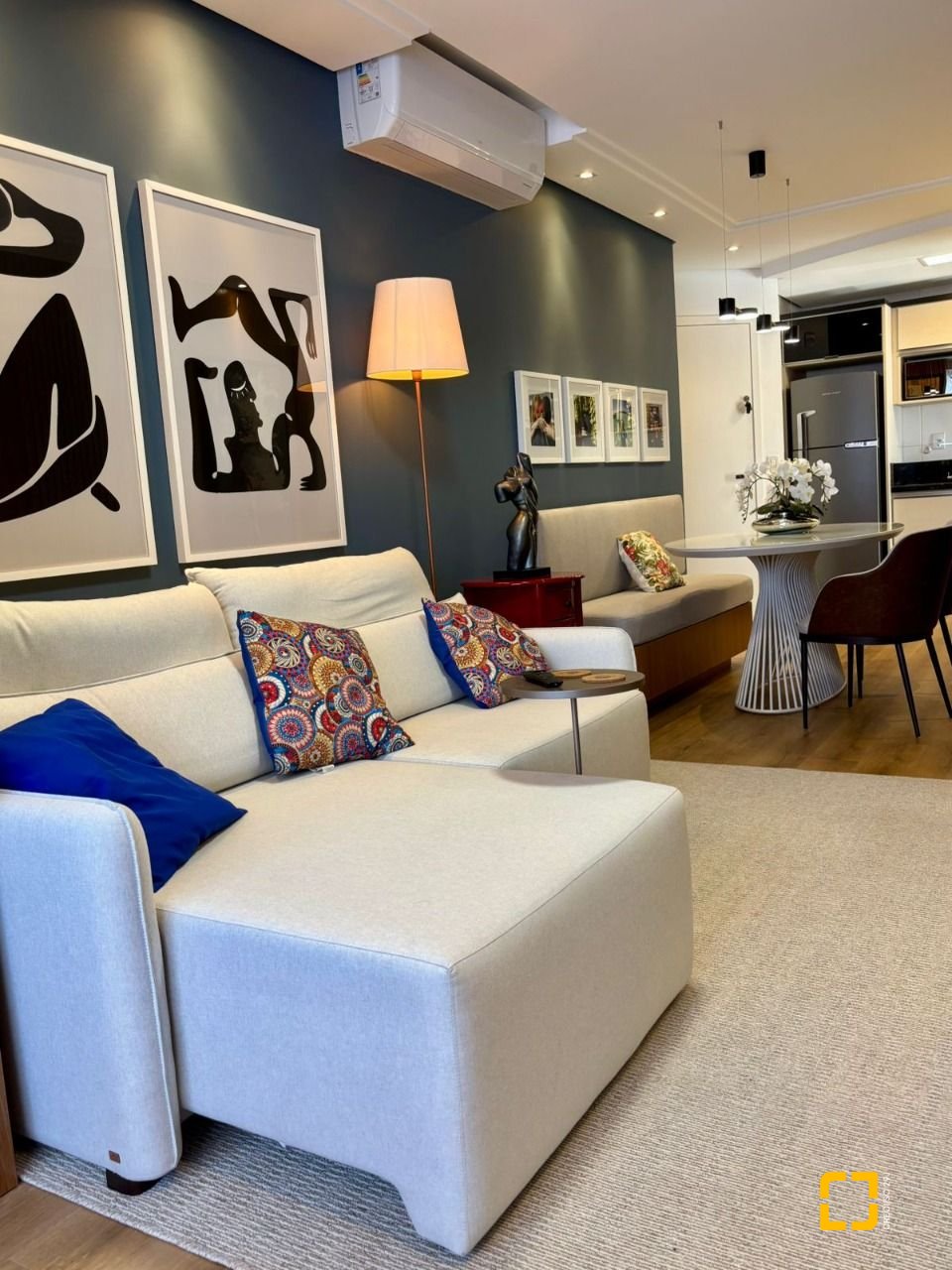 Apartamento com 72m², 3 quartos (sendo 1 suíte), 1 garagem, no bairro Bom Abrigo em Florianópolis
