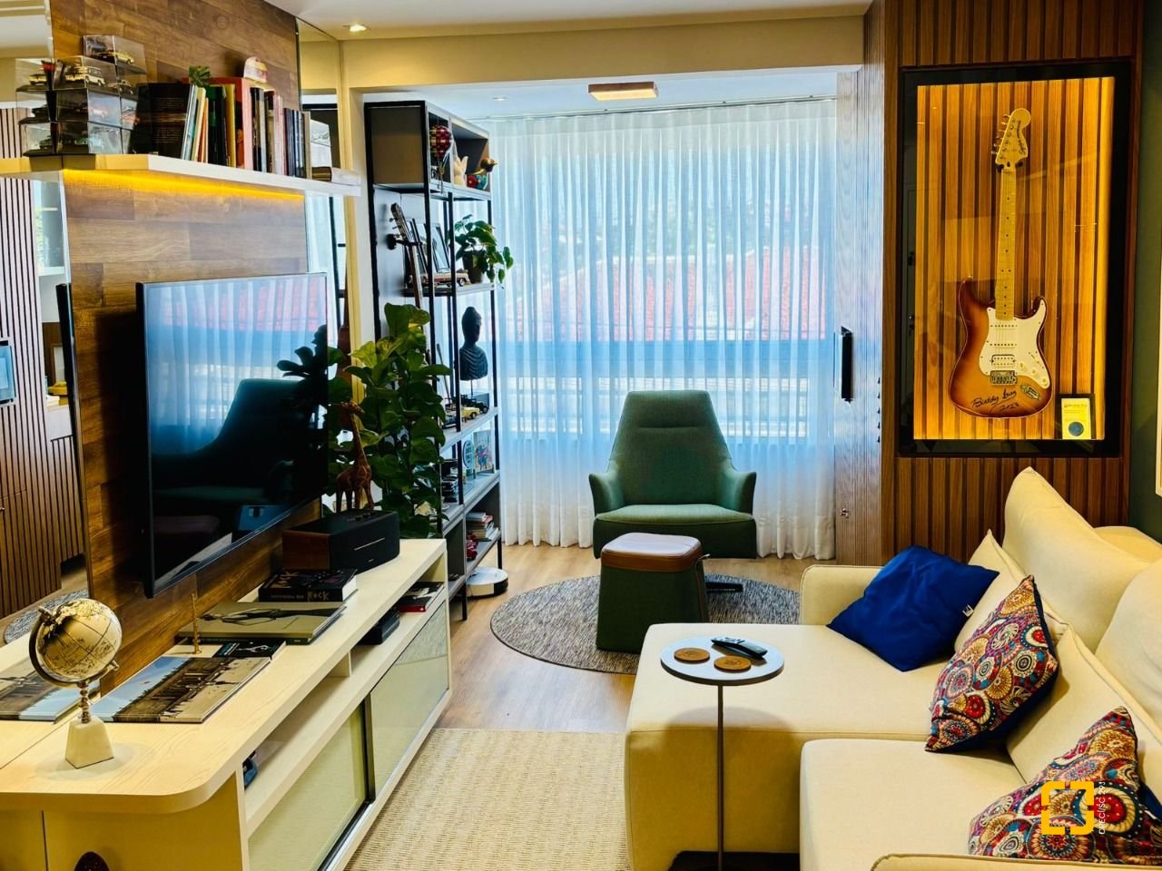 Apartamento com 72m², 3 quartos (sendo 1 suíte), 1 garagem, no bairro Bom Abrigo em Florianópolis
