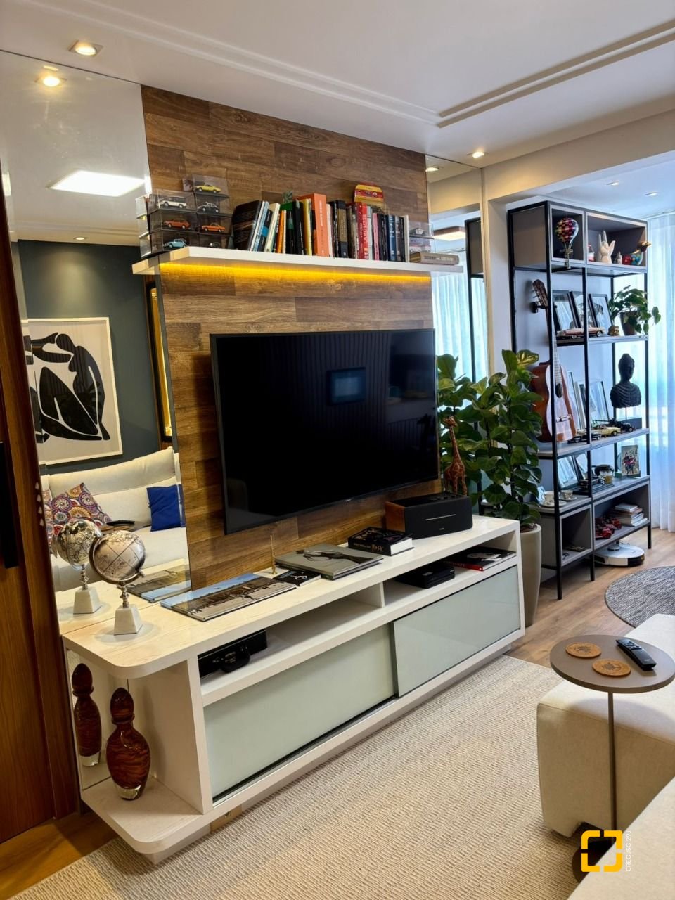 Apartamento com 72m², 3 quartos (sendo 1 suíte), 1 garagem, no bairro Bom Abrigo em Florianópolis