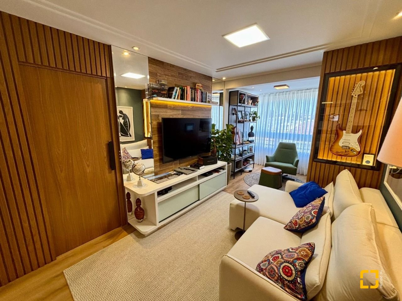 Apartamento com 72m², 3 quartos (sendo 1 suíte), 1 garagem, no bairro Bom Abrigo em Florianópolis