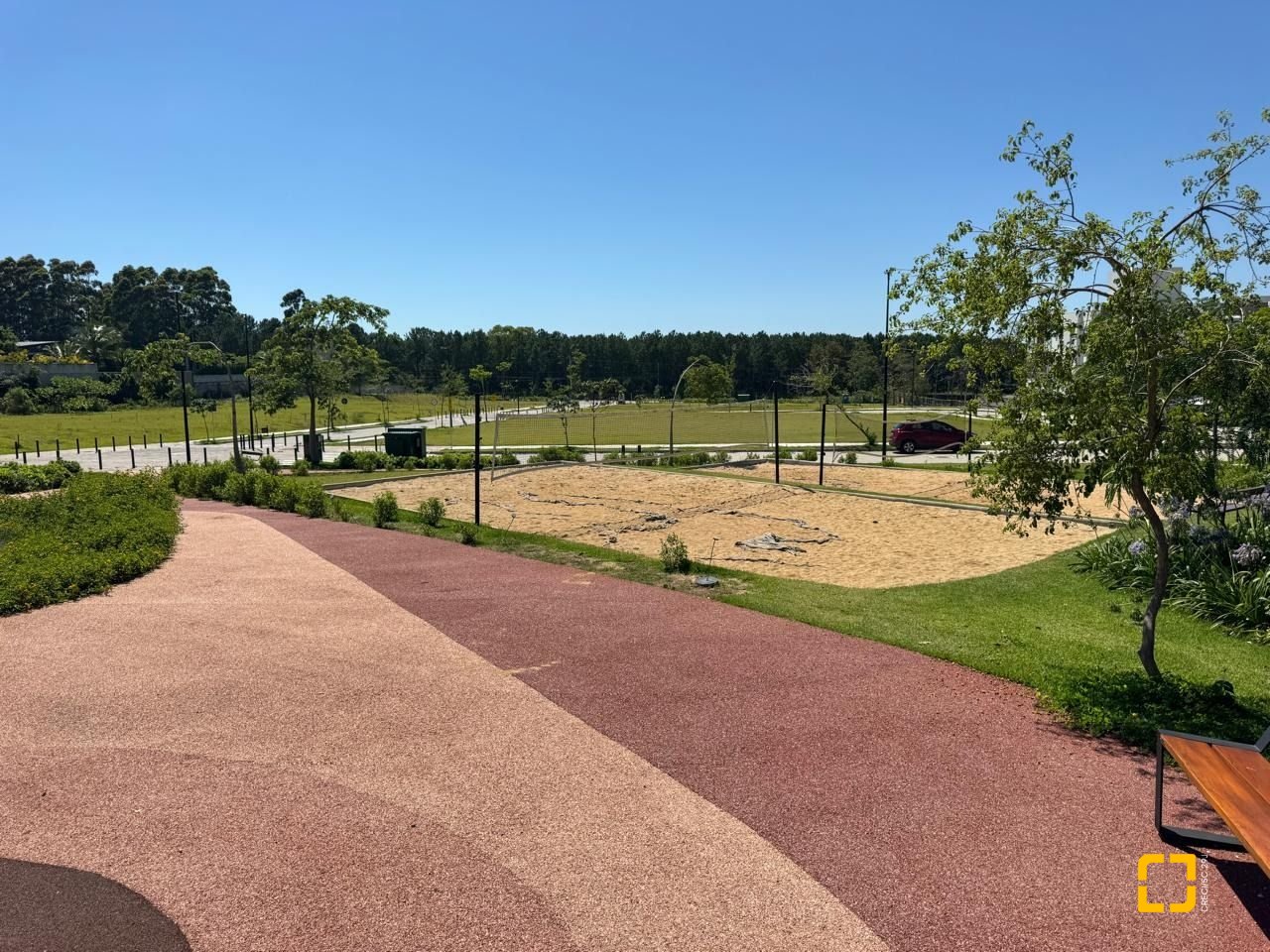 Terreno com 377m², no bairro Campeche em Florianópolis
