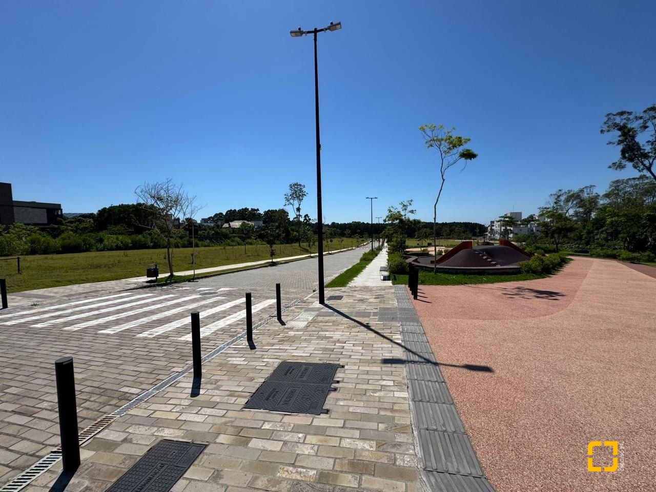 Terreno com 377m², no bairro Campeche em Florianópolis
