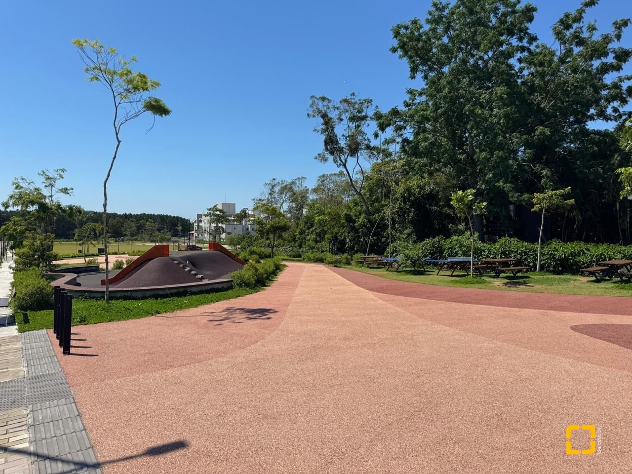 Terreno com 372m², no bairro Campeche em Florianópolis