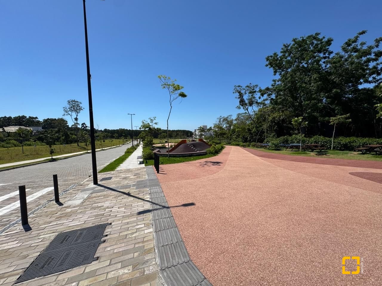 Terreno com 372m², no bairro Campeche em Florianópolis