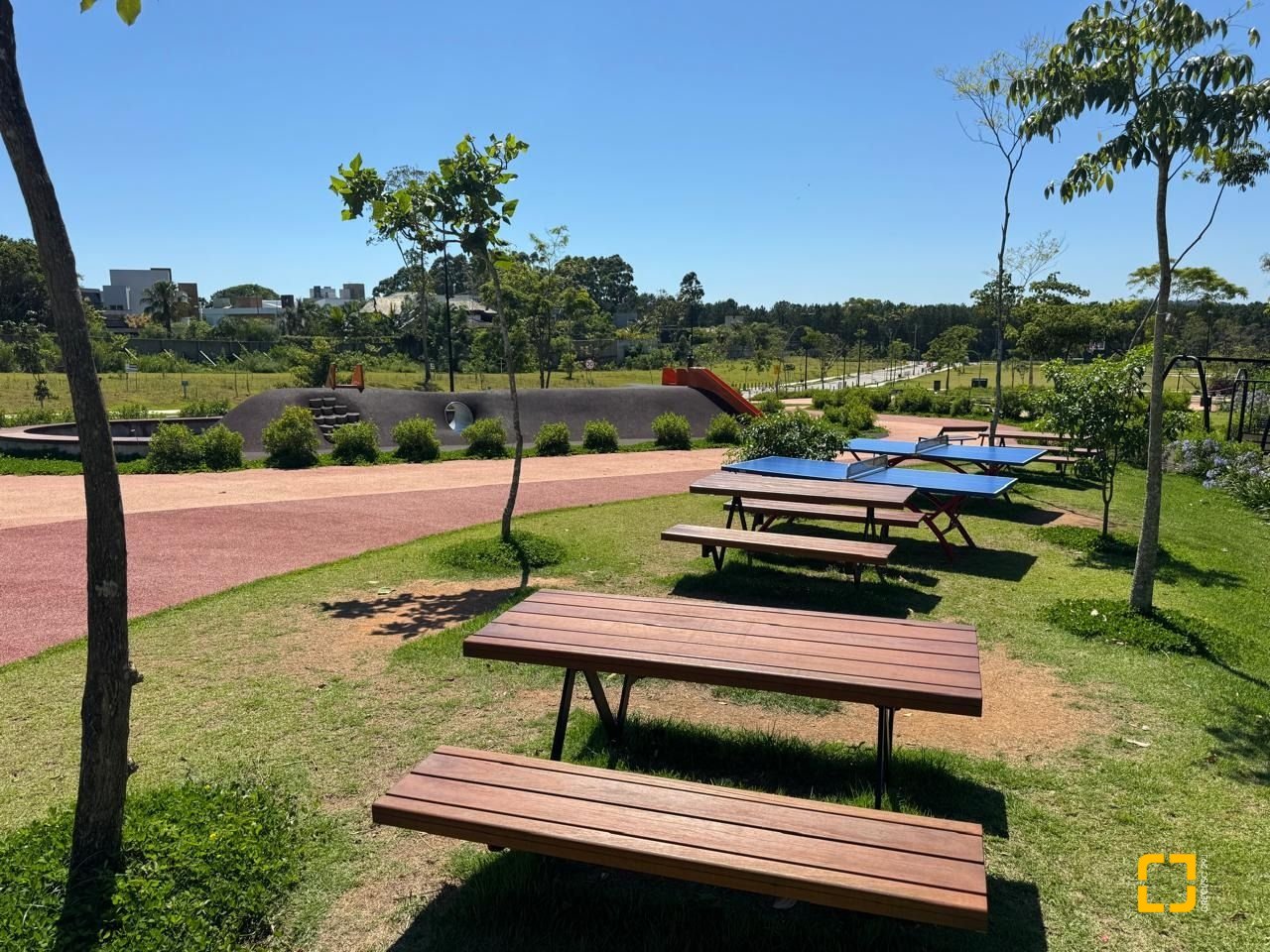 Terreno com 372m², no bairro Campeche em Florianópolis