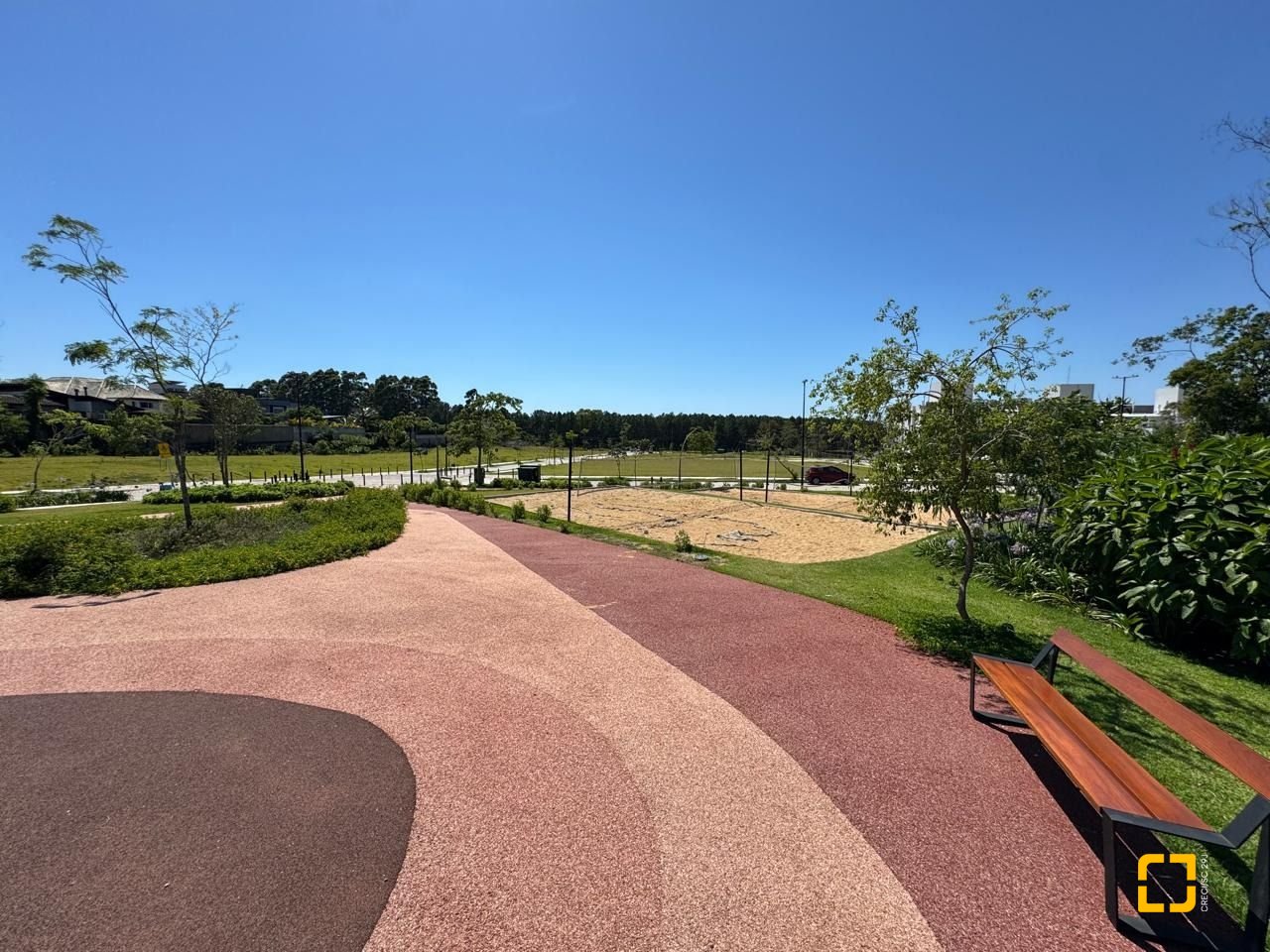 Terreno com 372m², no bairro Campeche em Florianópolis
