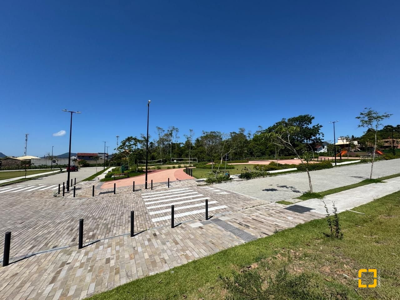 Terreno com 372m², no bairro Campeche em Florianópolis
