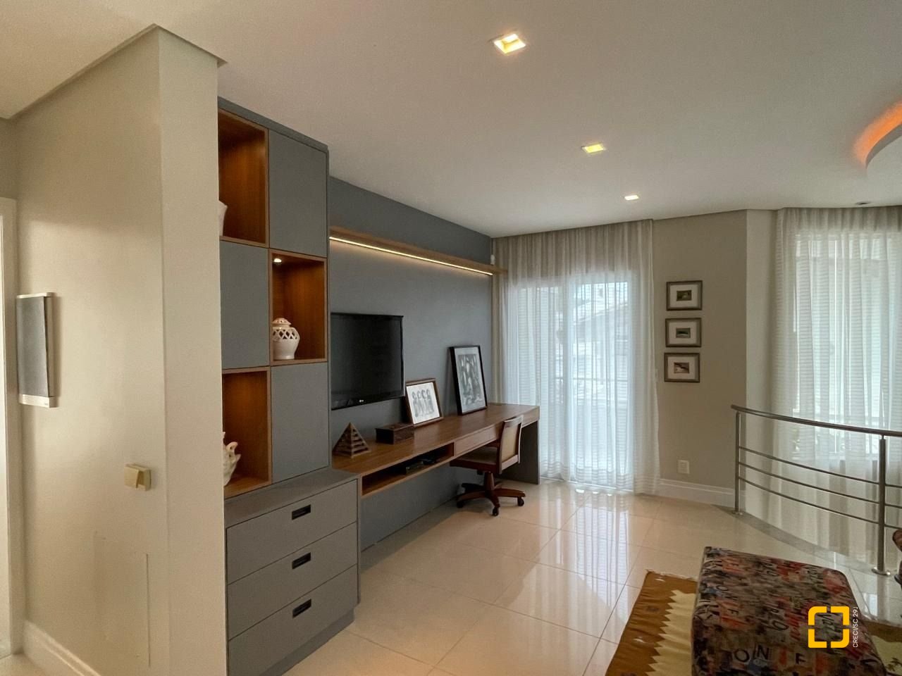 Casa com 416m², 10 quartos (sendo 5 suítes), 6 garagens, no bairro Jurerê Internacional em Florianópolis