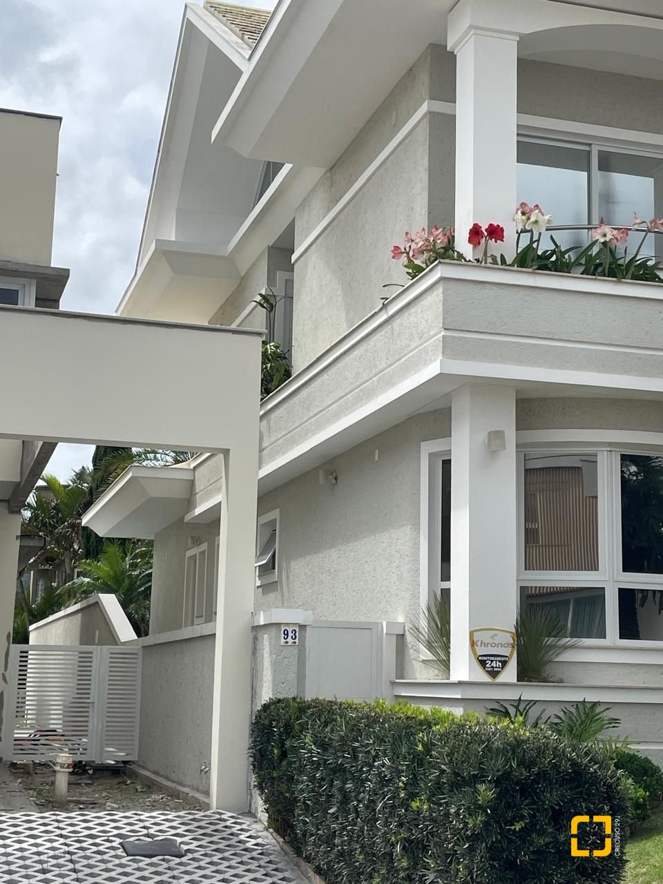 Casa com 416m², 10 quartos (sendo 5 suítes), 6 garagens, no bairro Jurerê Internacional em Florianópolis