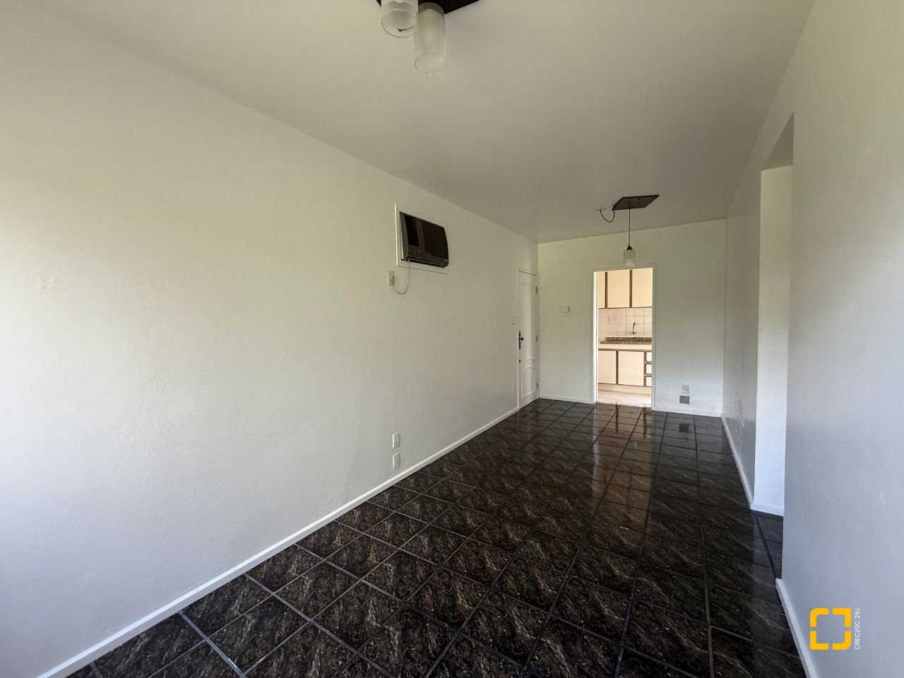 Apartamento com 59m², 3 quartos, 1 garagem, no bairro Itacorubi em Florianópolis