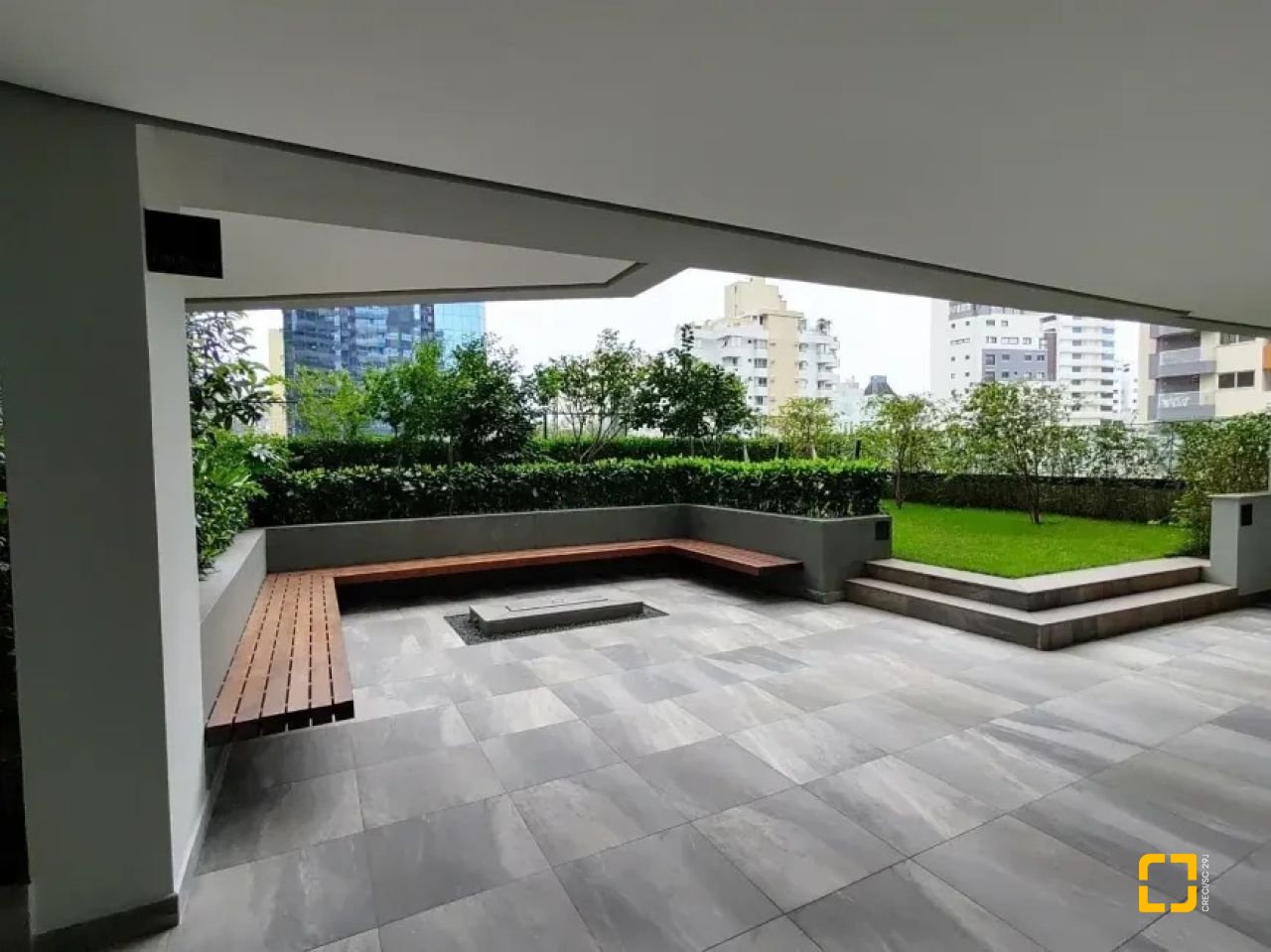 Studio com 39m², 1 quarto, 1 garagem, no bairro Centro em Florianópolis