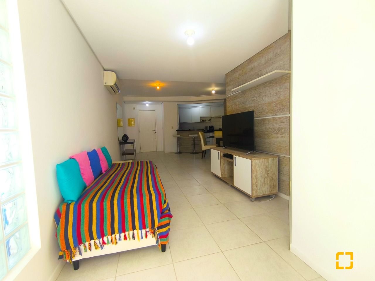 Apartamento com 103m², 4 quartos (sendo 1 suíte), 2 garagens, no bairro Itacorubi em Florianópolis