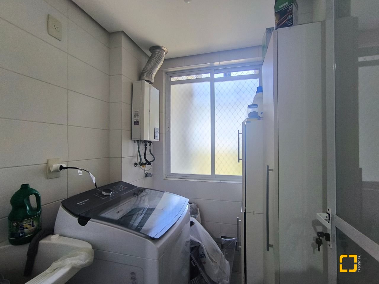 Apartamento com 103m², 4 quartos (sendo 1 suíte), 2 garagens, no bairro Itacorubi em Florianópolis