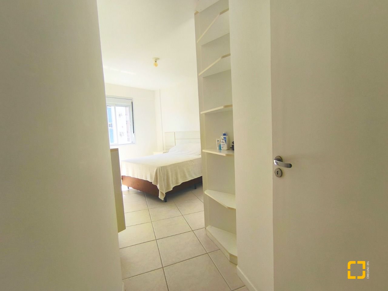 Apartamento com 103m², 4 quartos (sendo 1 suíte), 2 garagens, no bairro Itacorubi em Florianópolis