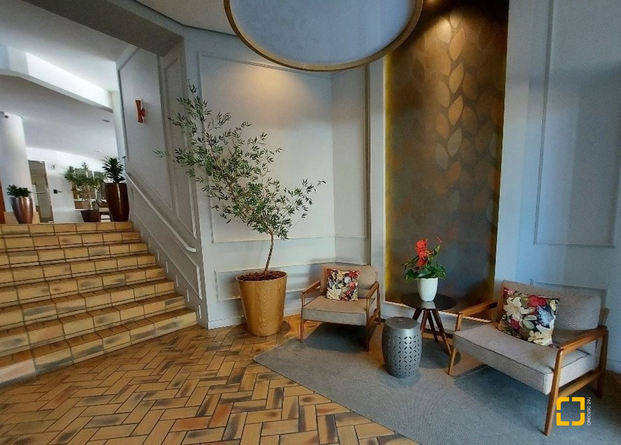 Apartamento com 103m², 4 quartos (sendo 1 suíte), 2 garagens, no bairro Itacorubi em Florianópolis