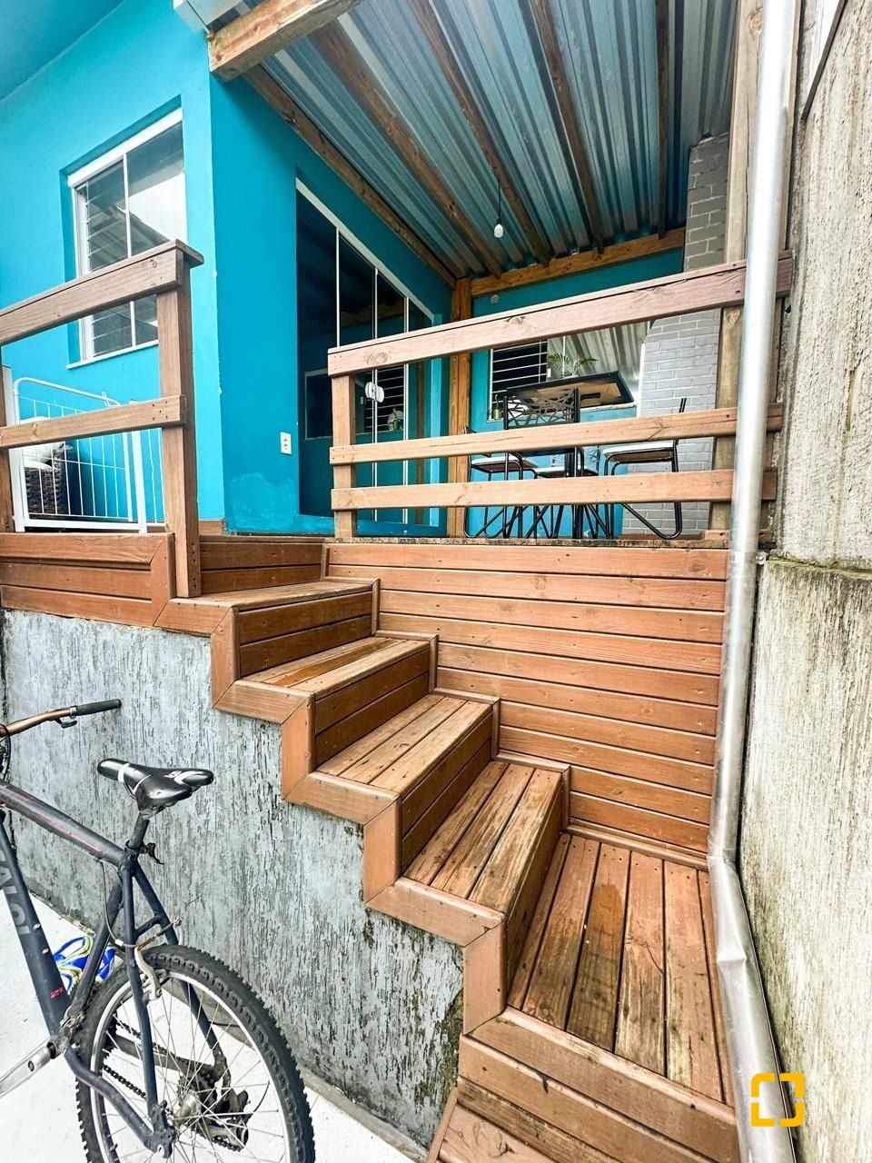 Casa com 48m², 2 quartos, 1 garagem, no bairro Bela Vista em Palhoça
